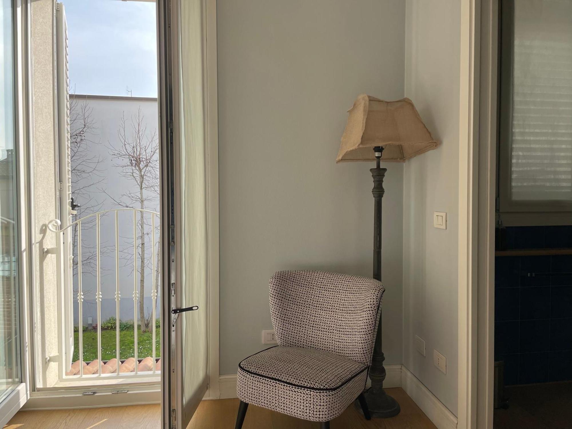 Homestay Abitare Al 42 *